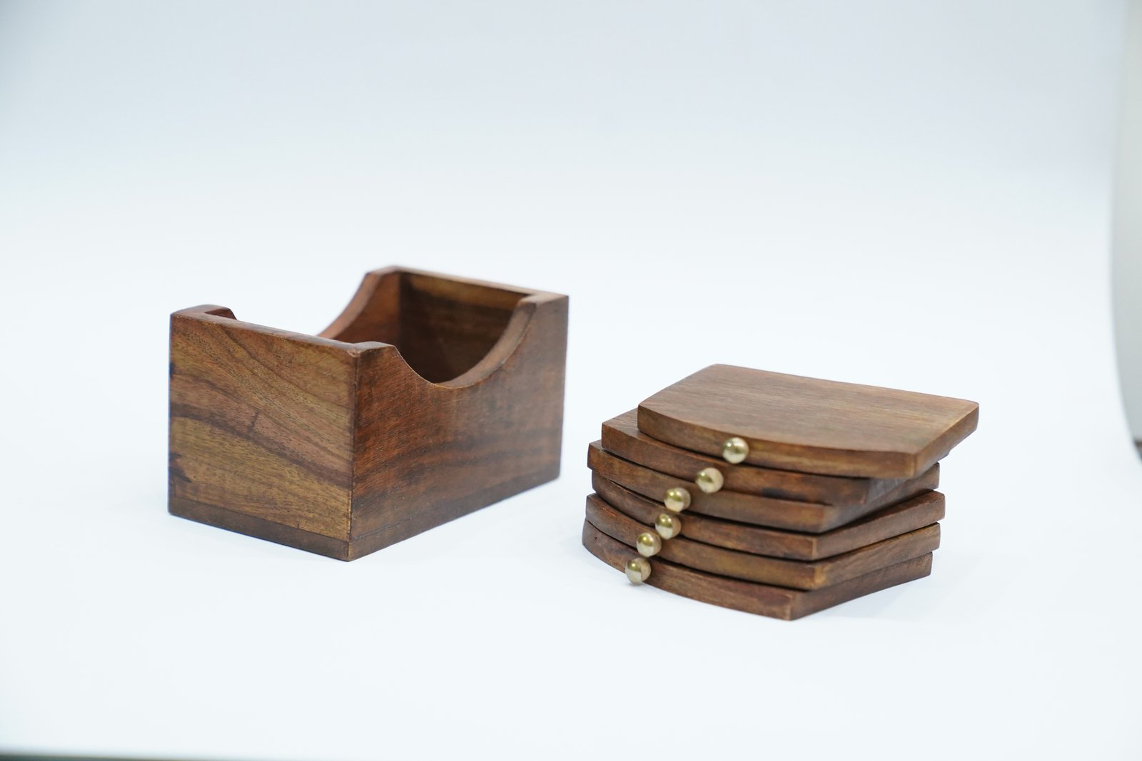 Wooden Coaster Set – Natural Elegance for Every Drink - Image 3