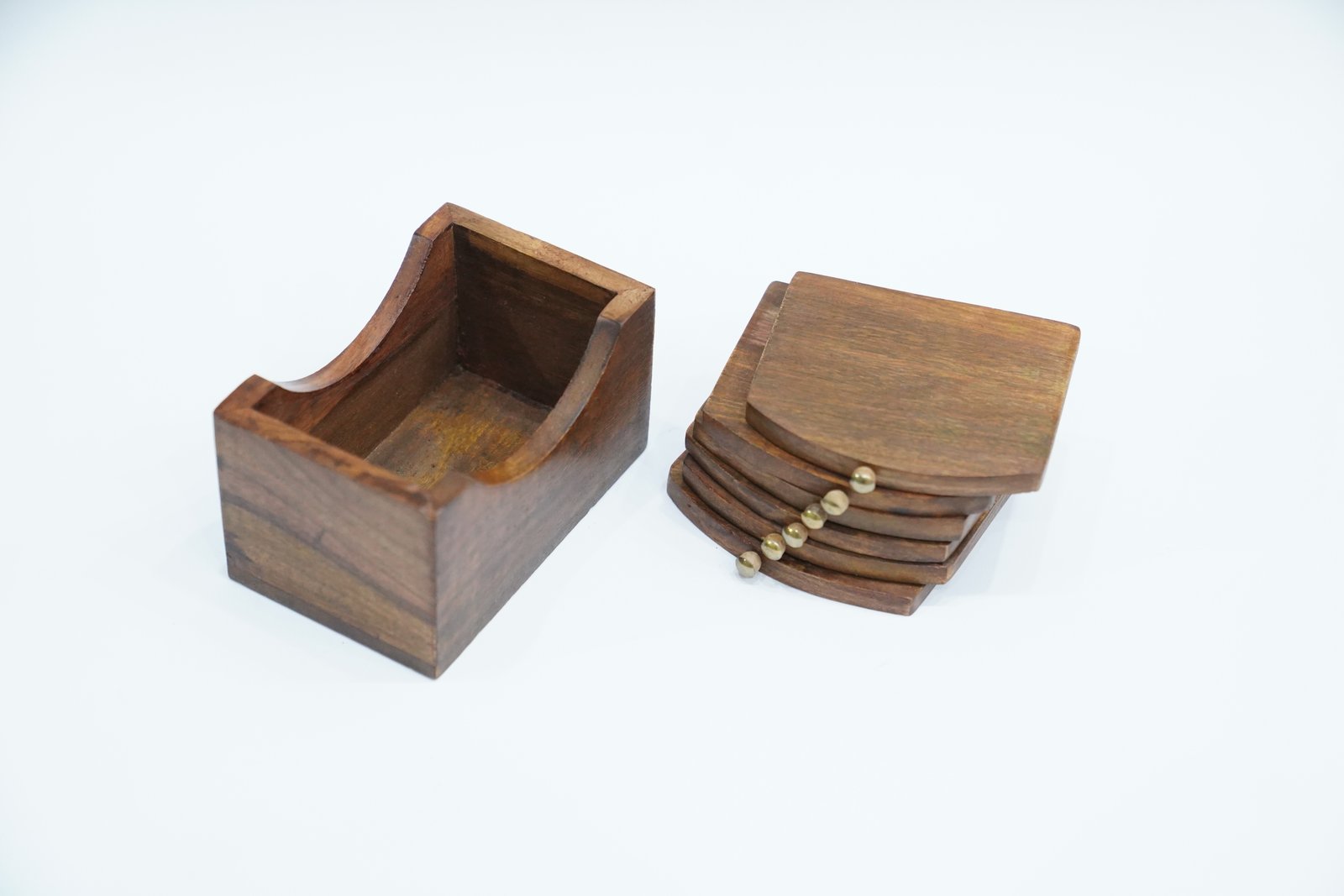 Wooden Coaster Set – Natural Elegance for Every Drink - Image 4