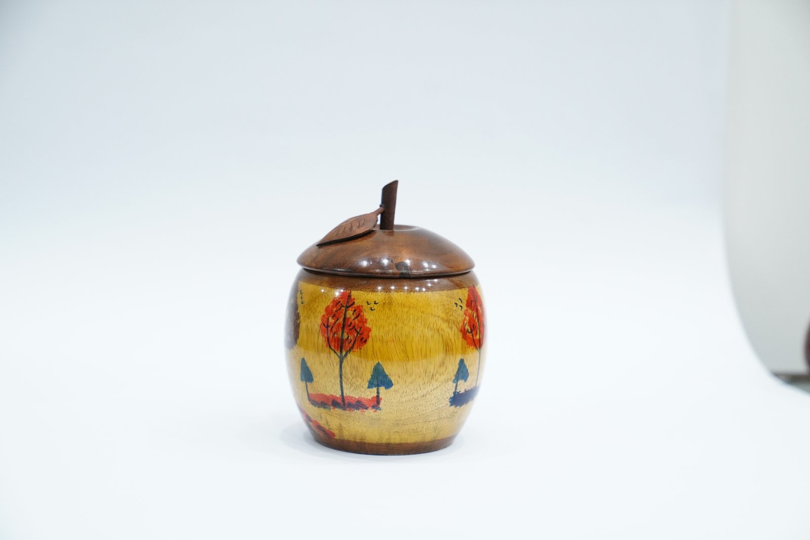 Apple-Shaped Wooden Tea Coaster – Stylish & Eco-Friendly - Image 2