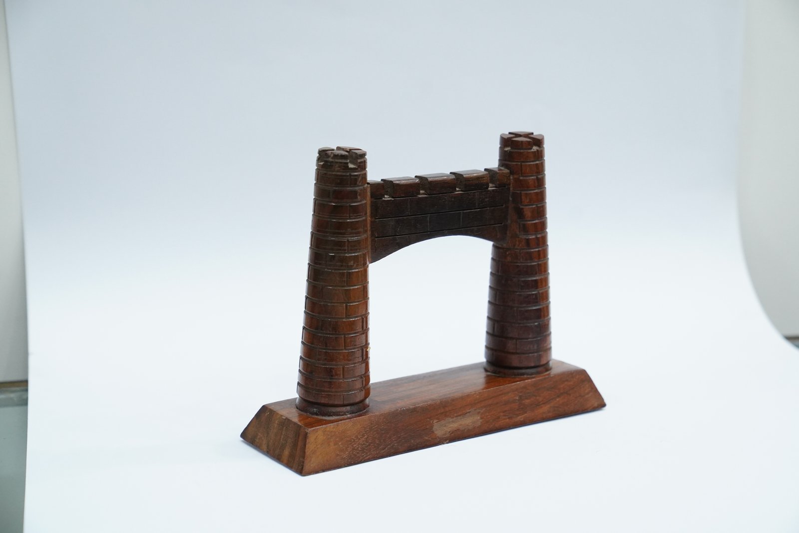 Handcrafted Baba-e-Khyber Wooden Decoration Piece – A Tribute to Heritage - Image 3
