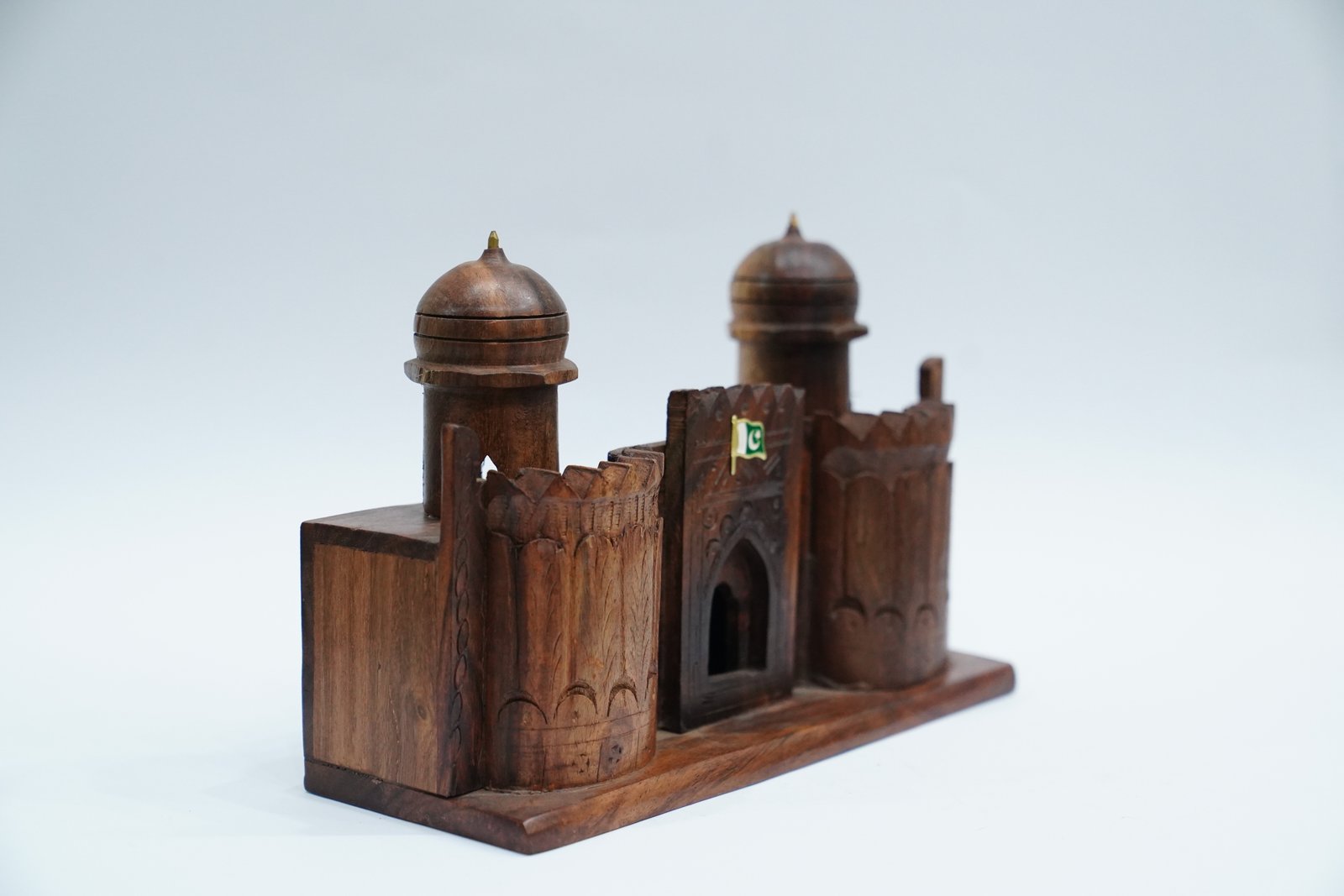 Shahi Qila Wooden Decoration Piece – A Royal Tribute to Heritage - Image 2