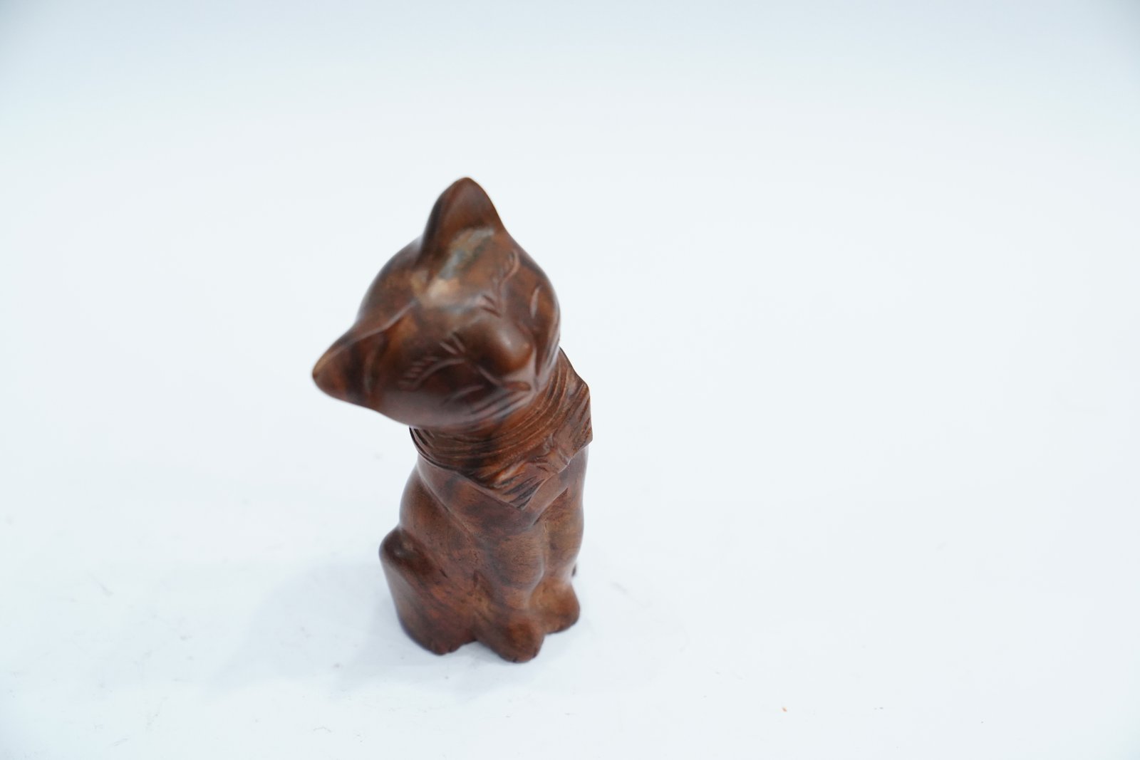 Adorable Wooden Kitten Set for Decoration - Image 3