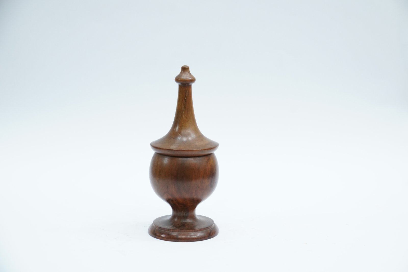 Walnut Antique – Exquisite Timeless Pieces, Crafted to Perfection