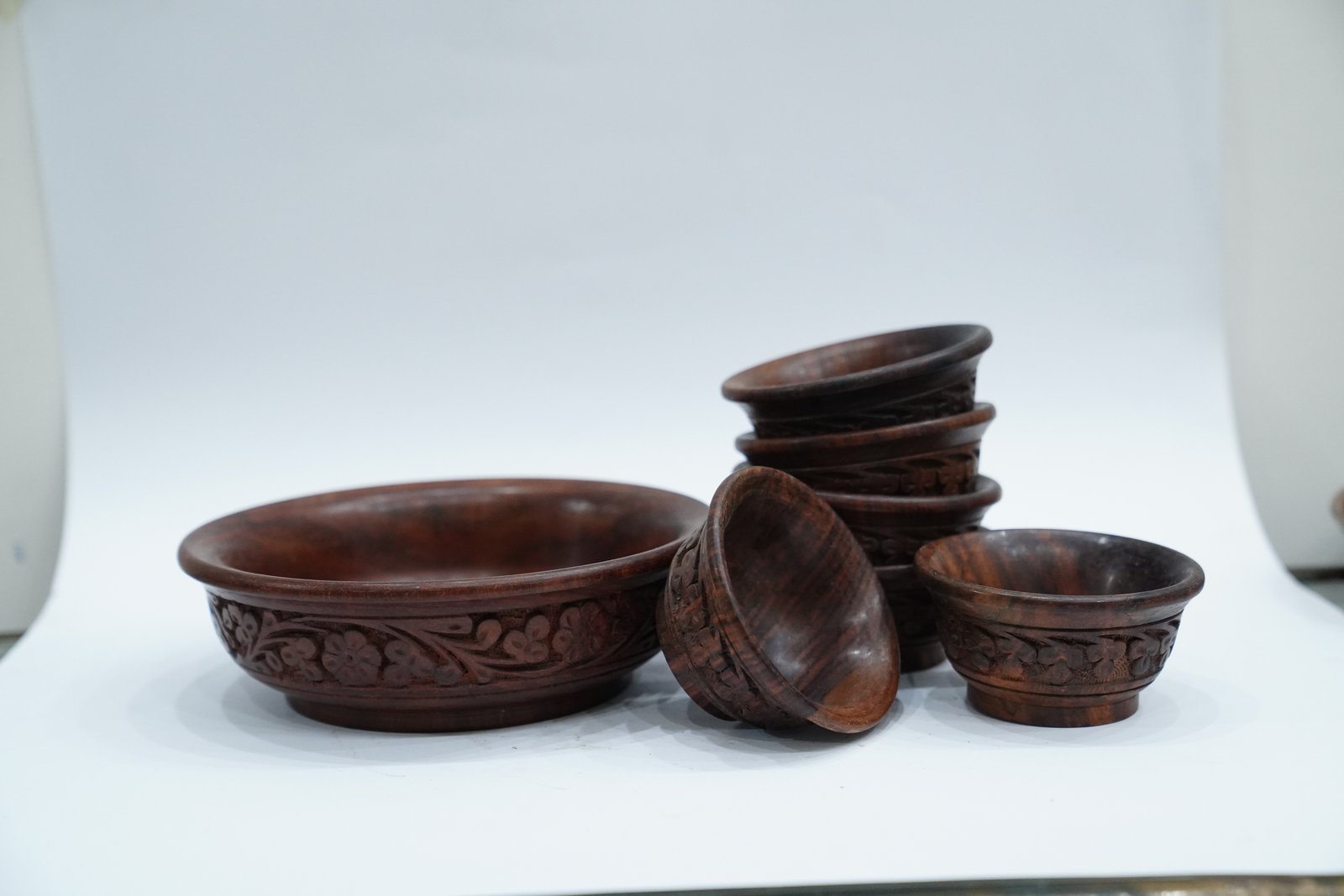 Wooden Decorative Bowls – Natural Elegance for Your Home