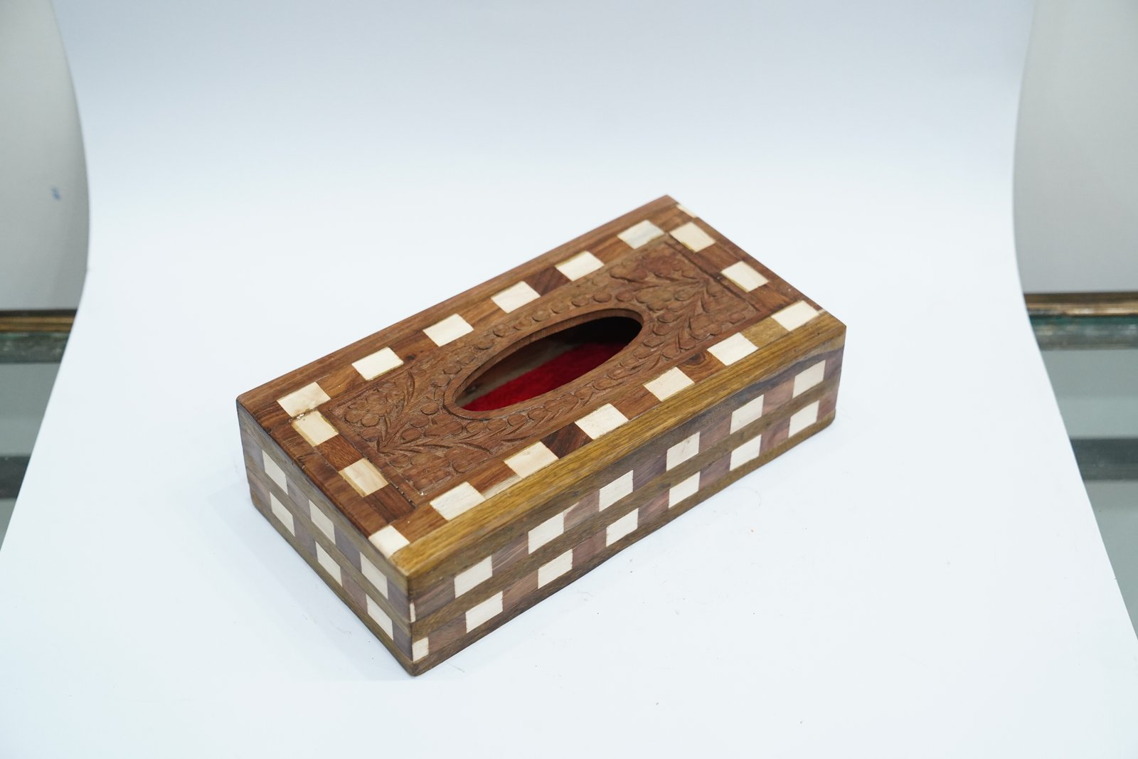 Elegant Wooden Tissue Box – Stylish Storage for Everyday Essentials - Image 2