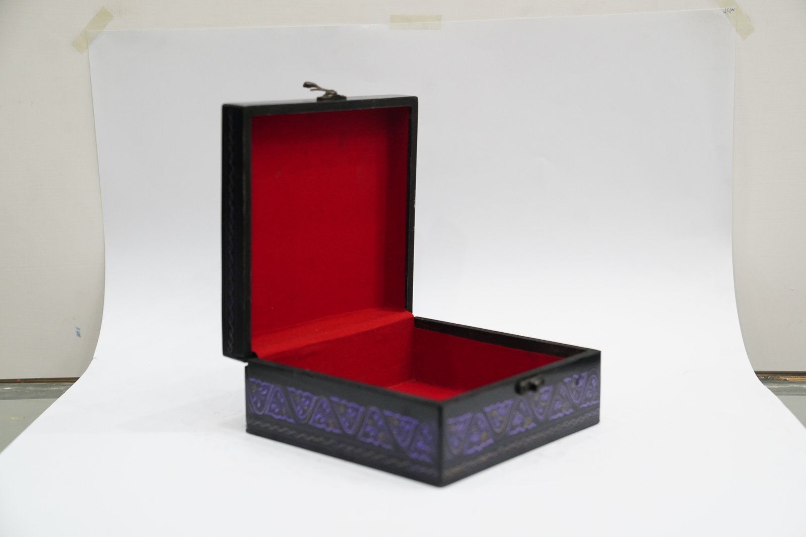 Purple Design Wooden Box – A Touch of Colorful Elegance - Image 5