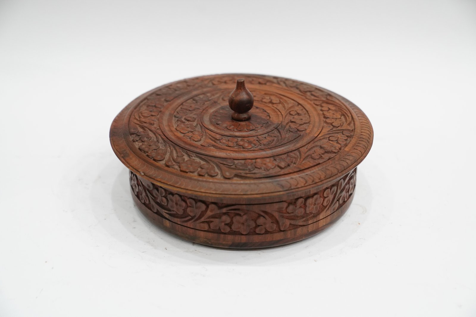 Wooden Hot Pot - Share the Experience