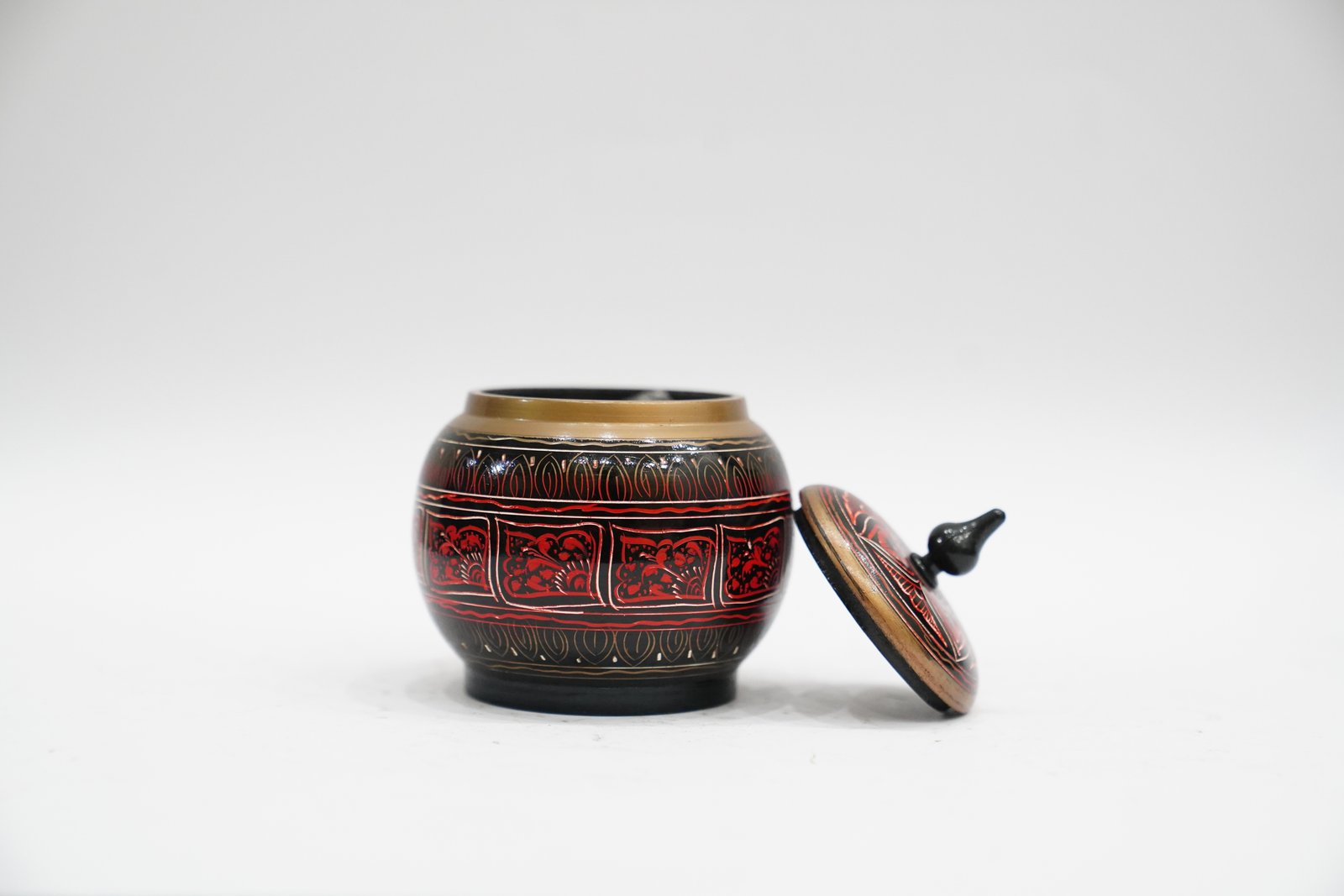 Naqshi Art Candy Jar – A Blend of Tradition and Elegance - Image 6