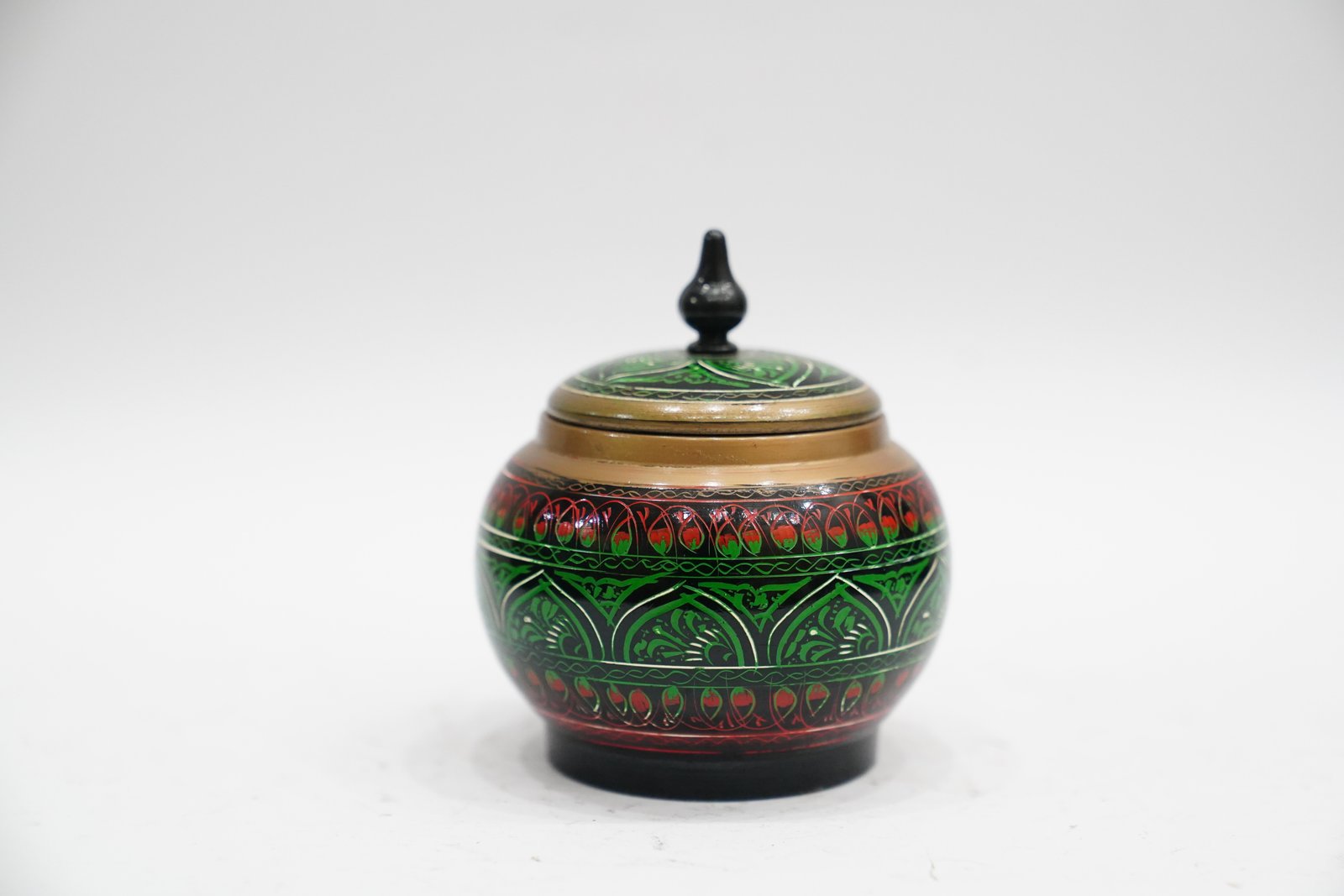 Naqshi Art Candy Jar – A Blend of Tradition and Elegance - Image 2